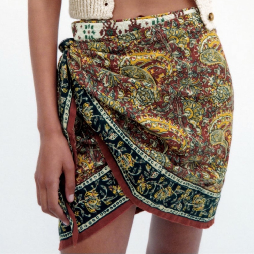 ISO iso in medium or large skirt